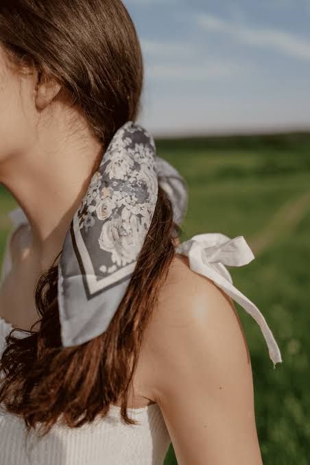 No Bangs Visual Idea No Bangs Visual Idea — Winter Hairstyles with Scarf