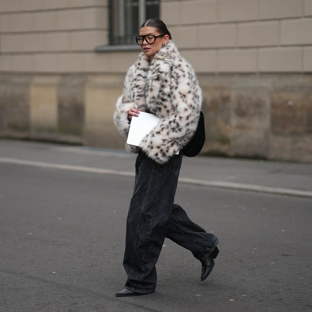 Statement Outerwear: Leopard Print Faux Fur with Wide-Leg Jeans Statement Outerwear: Leopard Print Faux Fur with Wide-Leg Jeans — December Outfits