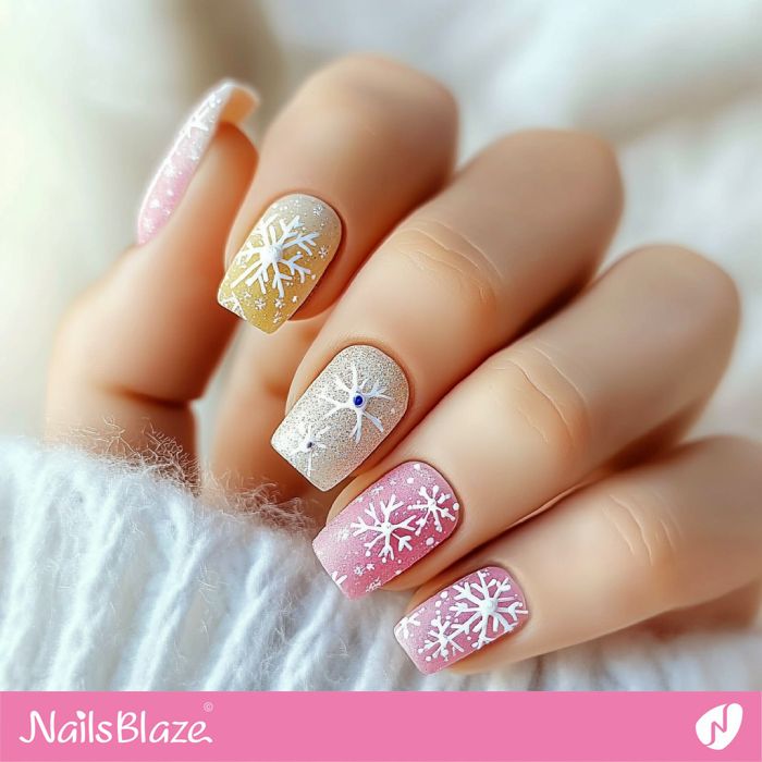 Minimalist Beige White Nails Minimalist Beige White Nails — Short Winter Square Nails
