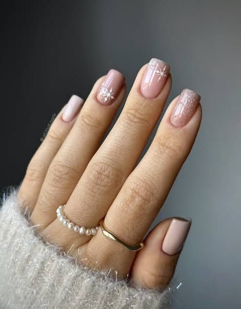 Medium Square Pale Pink Shimmer Snowflake Medium Square Pale Pink Shimmer Snowflake — Winter Nude Nails