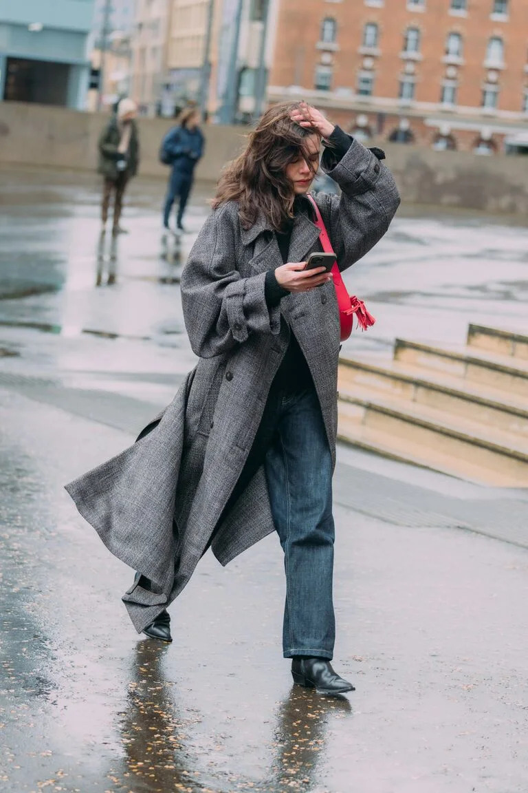 Herringbone Coat with a Pop of Pink Accessory — London Winter Outfits