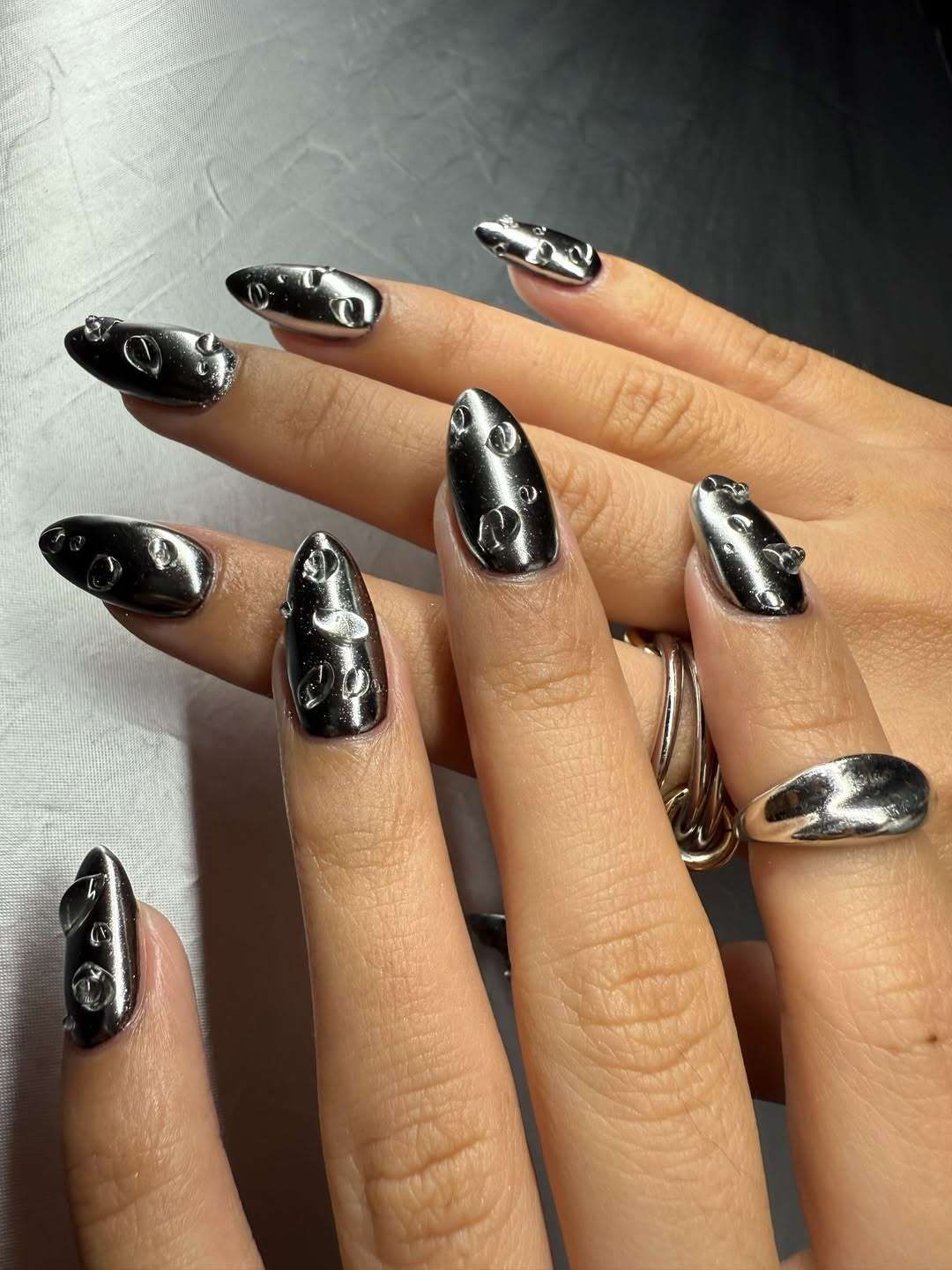 Raised Metallic Spheres Visual Idea Raised Metallic Spheres Visual Idea — Silver Chrome Nails