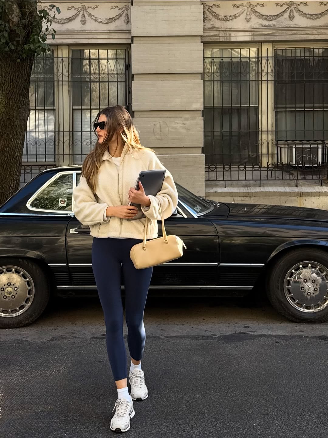 Fleece Jacket and Sneakers for an Active Winter Style — Winter Outfits with Leggings