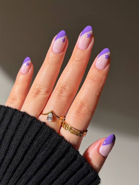 Medium Almond Purple French Tips with Flowers Medium Almond Purple French Tips with Flowers — Winter Purple Nails