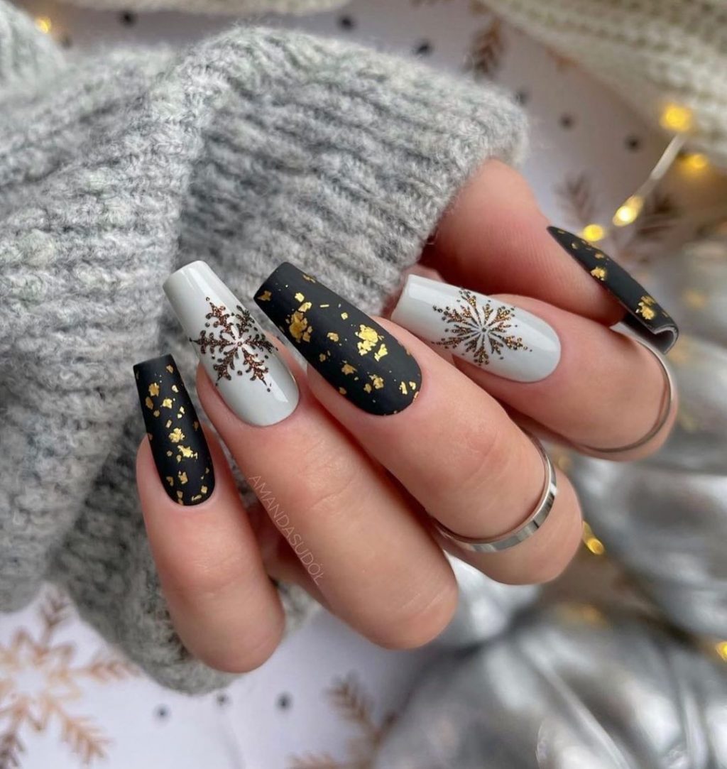 Long Coffin Matte Black with Gold Flakes & Snowflakes Long Coffin Matte Black with Gold Flakes & Snowflakes — Winter Matte Nails