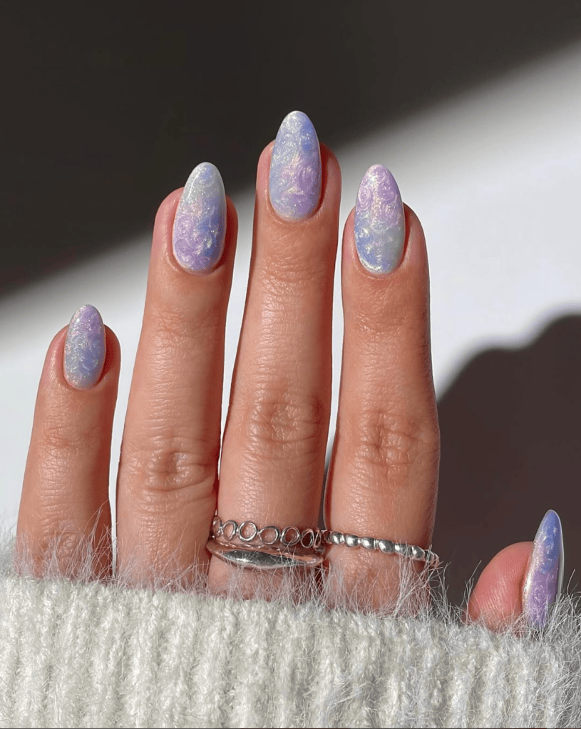 Pearlescent Marbled Lilac Winter Nails Pearlescent Marbled Lilac Winter Nails — Pastel Winter Nails