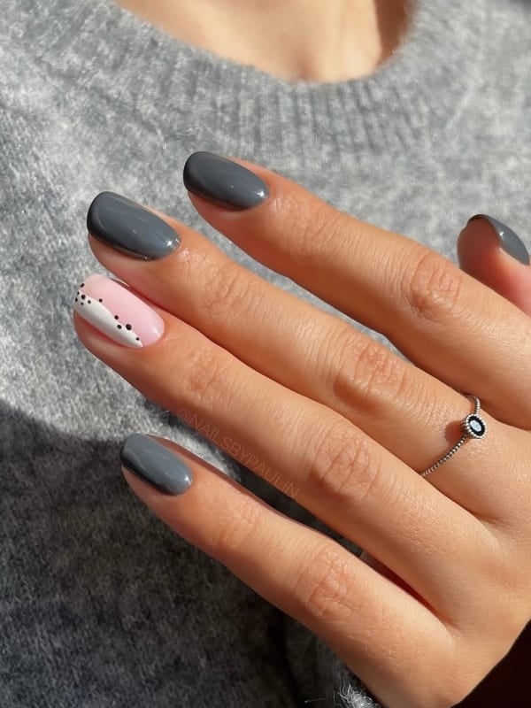 Short Oval Dark Grey Dot Accent Short Oval Dark Grey Dot Accent — Simple Winter Nails