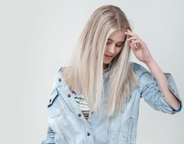 Fine Wavy Ash Blonde With Platinum Highlights — Icy Blonde Hair