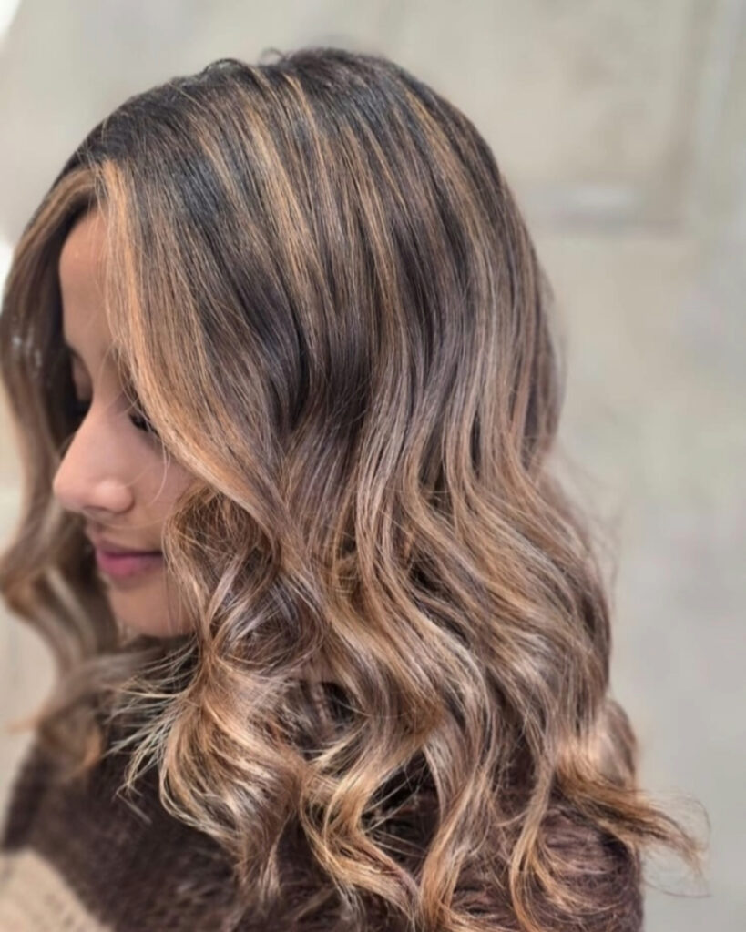 No Bangs Caramel and Ash Blonde Balayage on Dark Brown No Bangs Caramel and Ash Blonde Balayage on Dark Brown — Winter Balayage