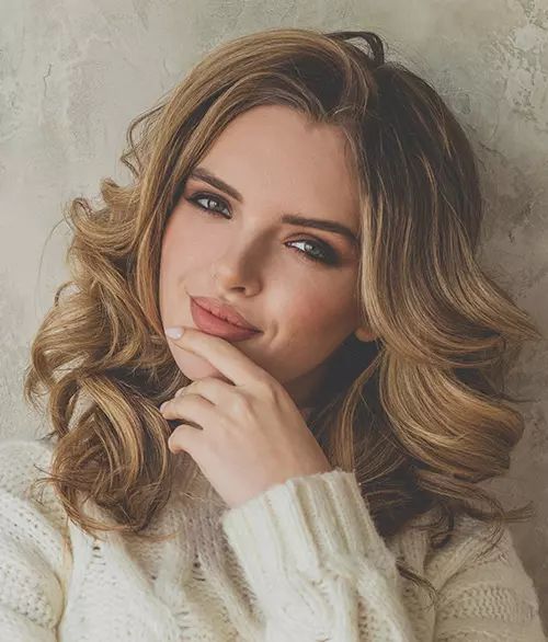 Loose Waves Visual Idea — Winter Shag Haircuts
