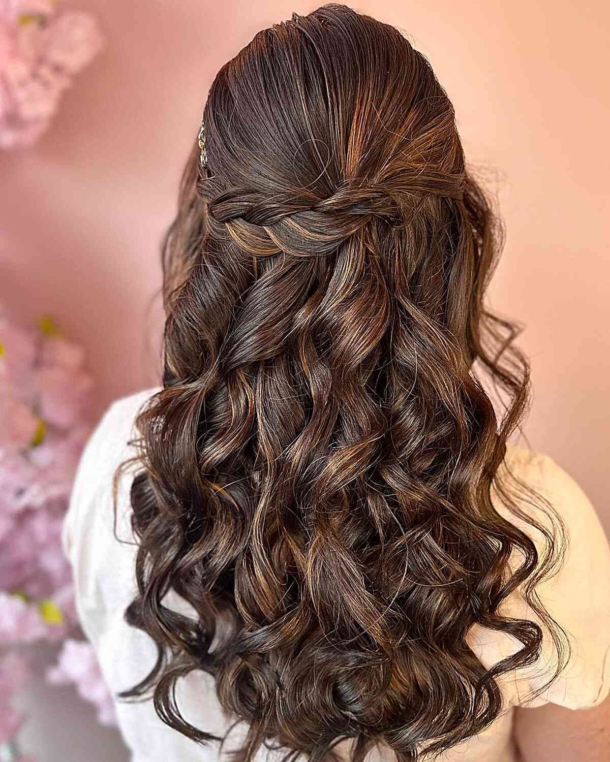 Mid-Back Visual Idea Mid-Back Visual Idea — Winter Half Up Half Down Hairstyles