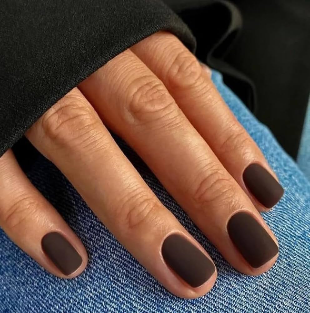 Short Square Matte Dark Brown Short Square Matte Dark Brown — Winter Matte Nails