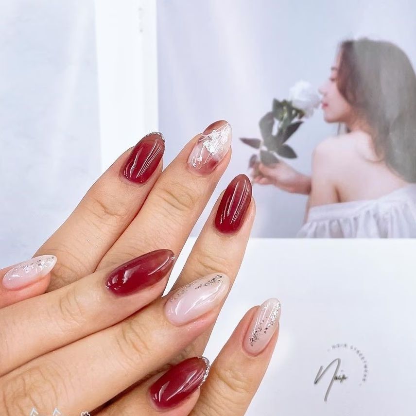 Visible Visual Idea — Winter Nail Colors for Pale Skin