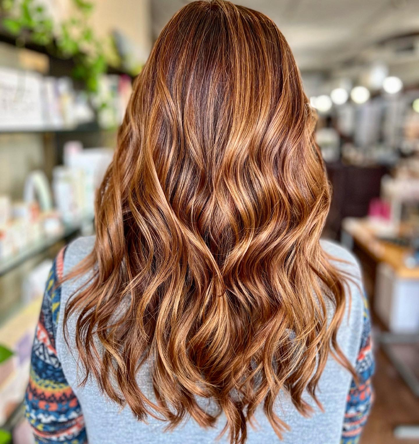 Dimensional Highlights on Brown Base — Winter Red Hair Colors