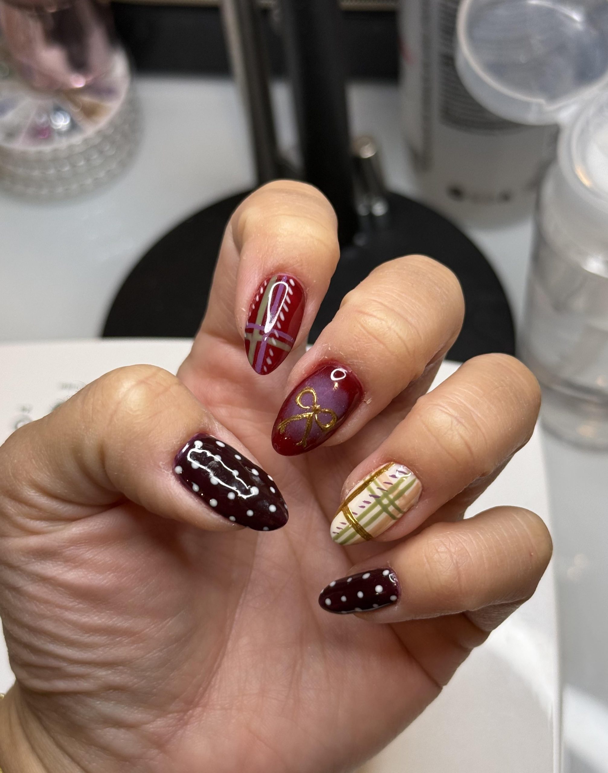 Fall's Best: Polka Dots, Plaid, Geometric Art Fall's Best: Polka Dots, Plaid, Geometric Art — Fall to Winter Nails