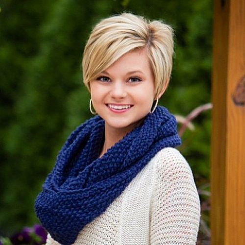 блонд Visual Idea блонд Visual Idea — Winter Haircuts for Round Faces
