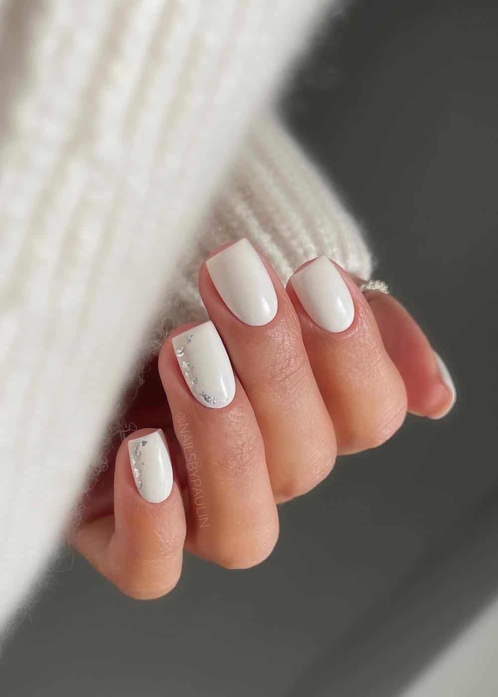 Navy Blue Snowflake Nails Navy Blue Snowflake Nails — Short Winter Square Nails