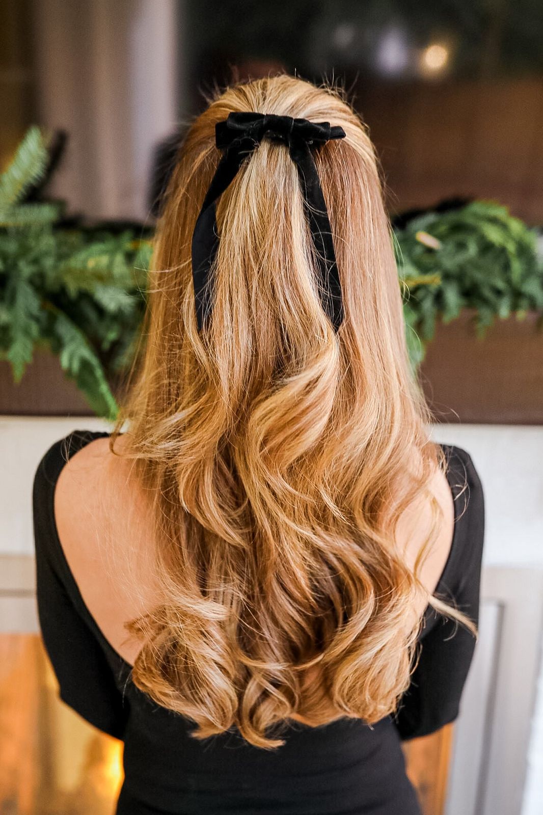 Loose Curls with Black Velvet Bow — Winter Party Hairstyles