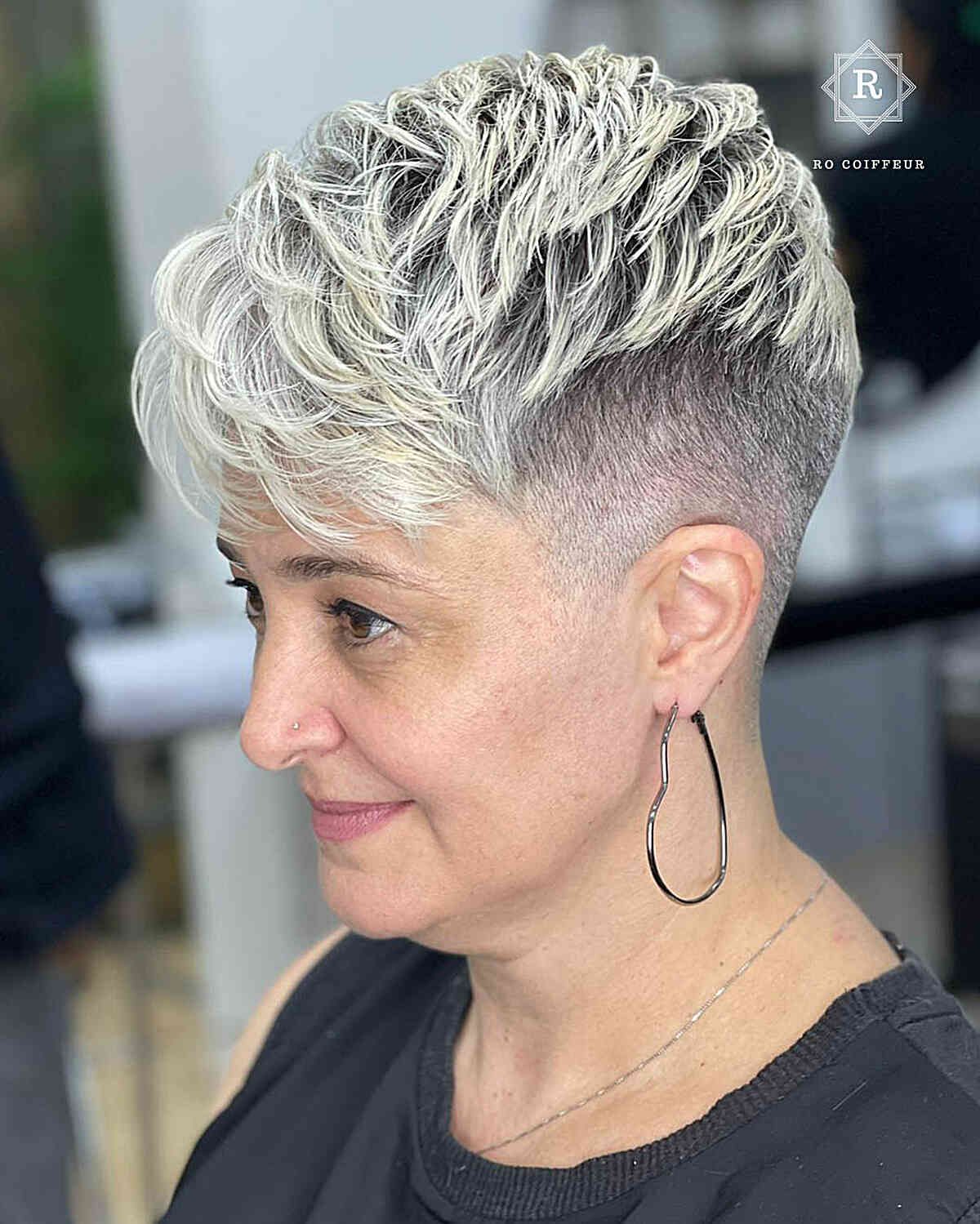 седой Visual Idea — Winter Hairstyles for Women Over 50