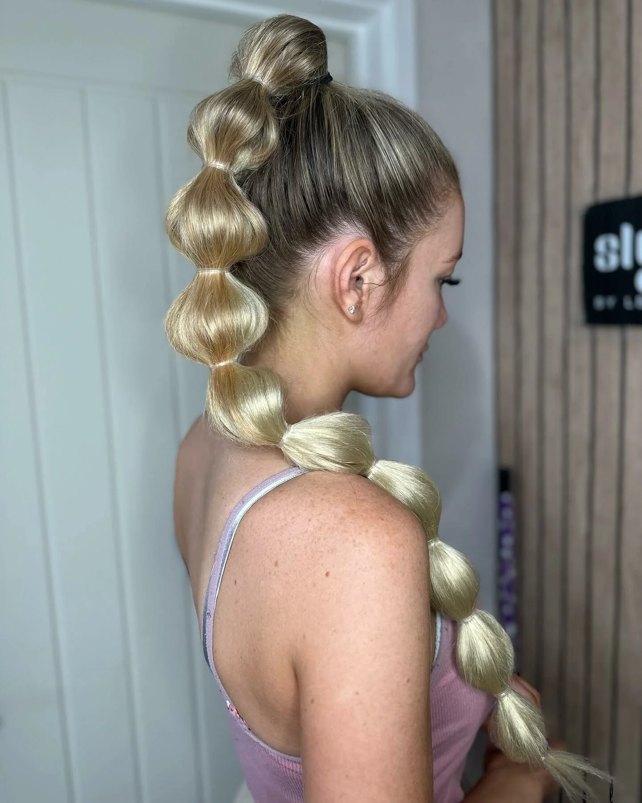 Blonde Bubble Ponytail — Winter Ponytail Hairstyles