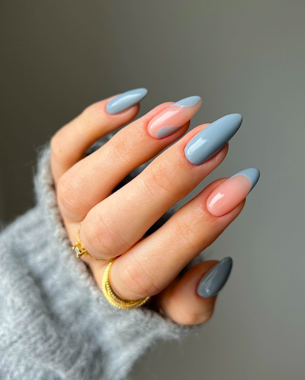 Grey-Blue French Tip Modern Classic Grey-Blue French Tip Modern Classic — Winter Blue Nails