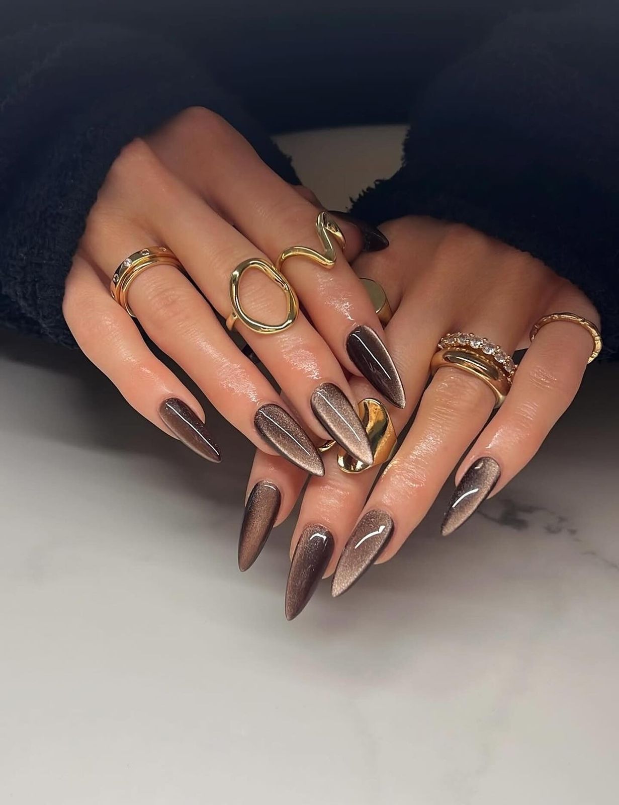 Glossy Cat-Eye Visual Idea Glossy Cat-Eye Visual Idea — Chocolate Brown Nails