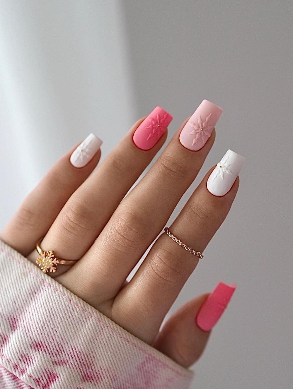 Medium Square Matte Pink Embossed Snowflake Medium Square Matte Pink Embossed Snowflake — Winter Square Nails
