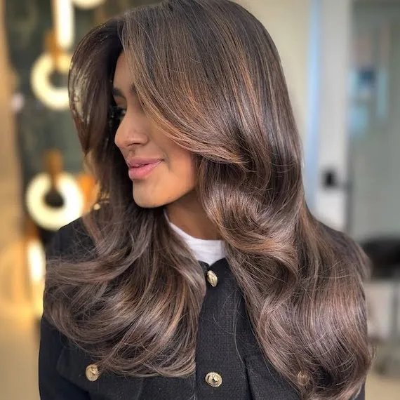 Deep Brown With Auburn Highlights Collarbone — Winter Brown Hair Colors