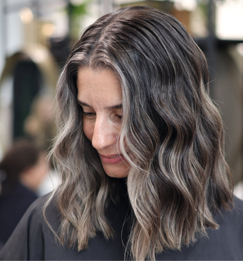 Collarbone Layers Dark Base Silver — Gray Blending Highlights