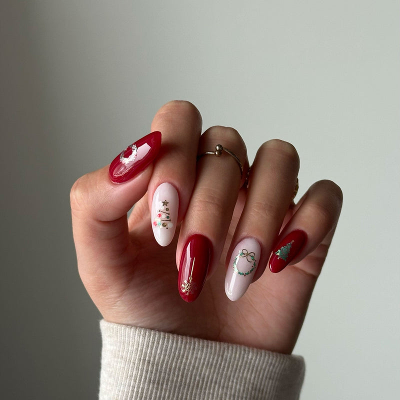 Visual Idea Visual Idea — Winter Red Nails