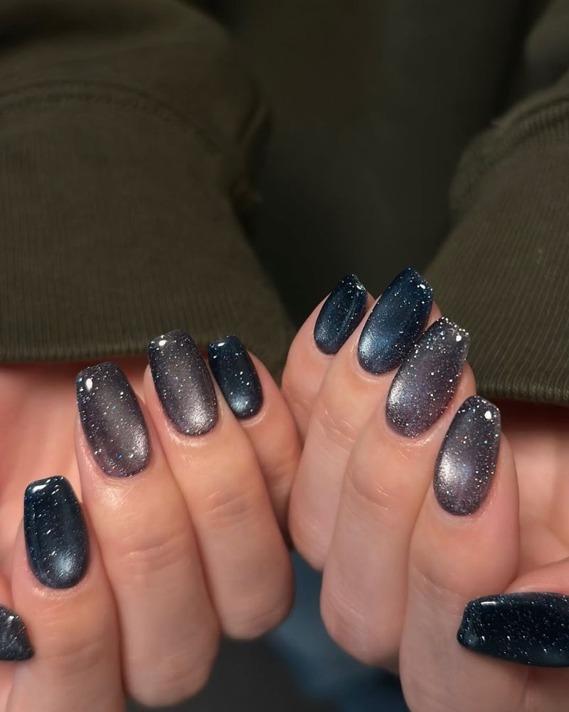 Dark Blue Grey Glitter Ombre Dark Blue Grey Glitter Ombre — Winter Ombre Nails