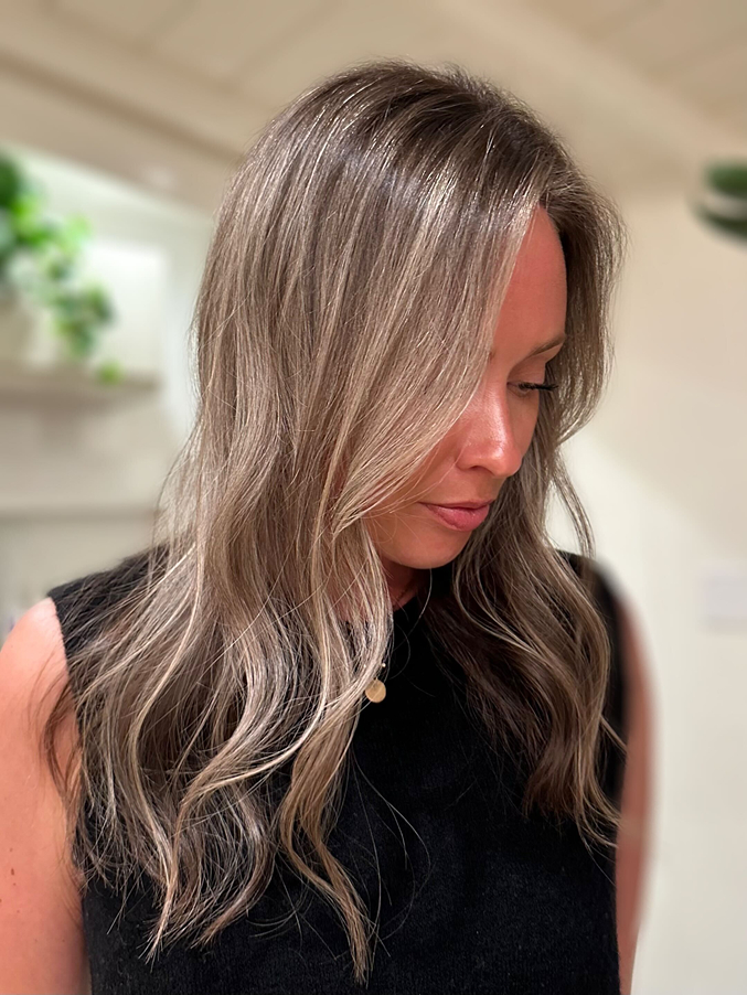 Gray Base With Ash Blonde Highlights Mid-Back Gray Ash Blonde Blend — Gray Blending Highlights