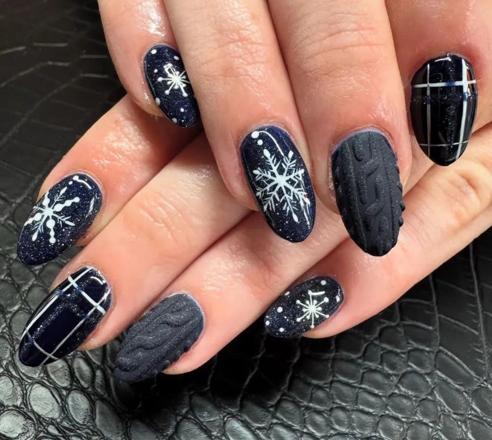 Mixed Texture Winter Oval Nails Mixed Texture Winter Oval Nails — Winter Acrylic Nails