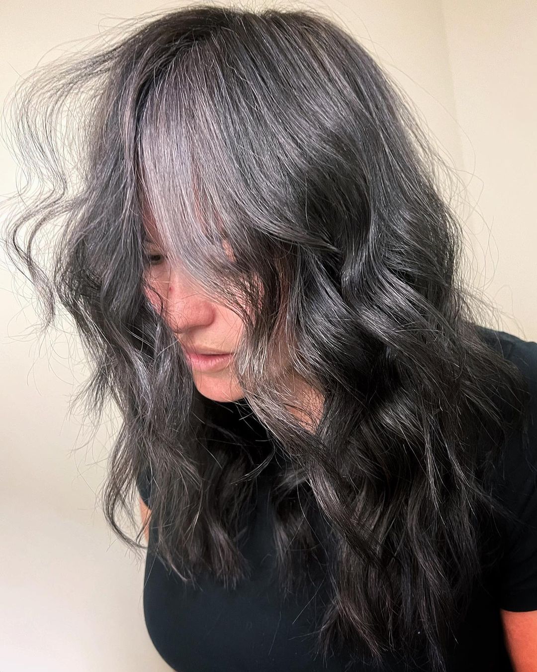 Collarbone Dark Base Gray Streaks — Gray Blending Highlights