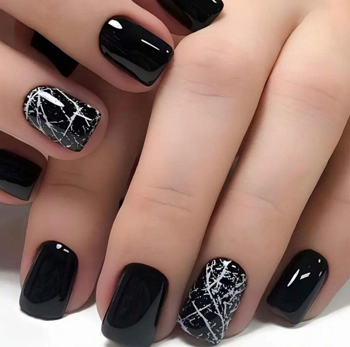 Deep Brown with Leopard Accent Deep Brown with Leopard Accent — Short Winter Square Nails
