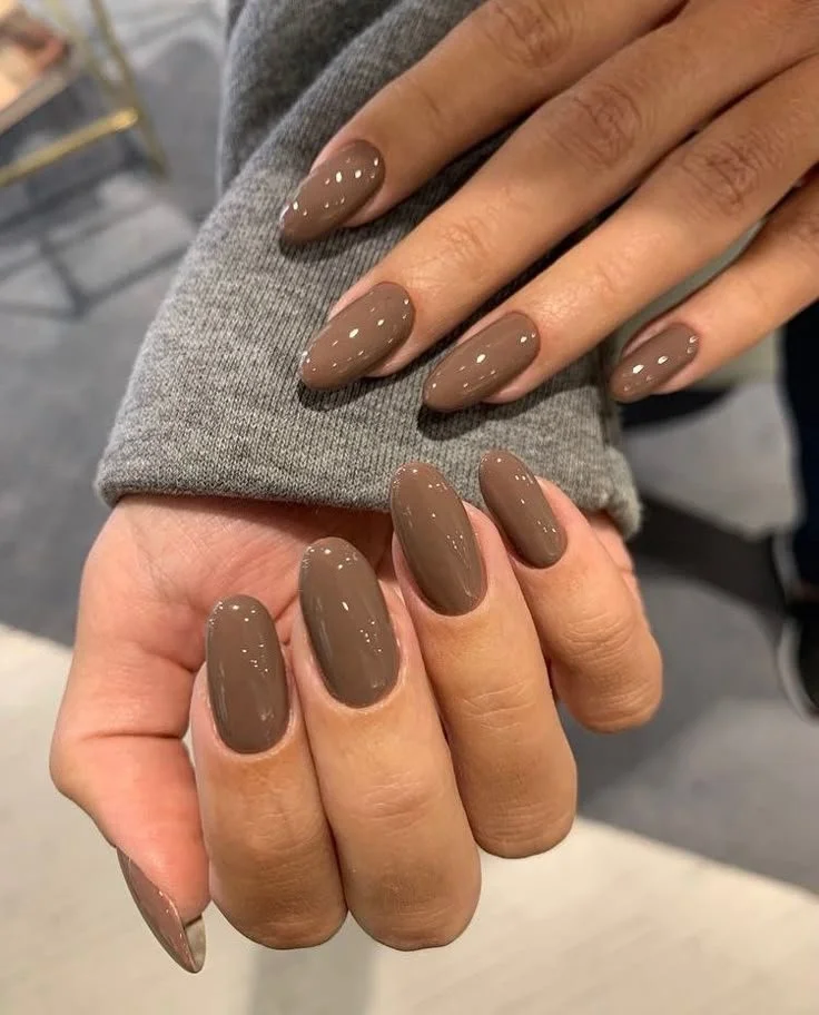 Medium Almond Grey Undertone Brown Medium Almond Grey Undertone Brown — Mocha Nails