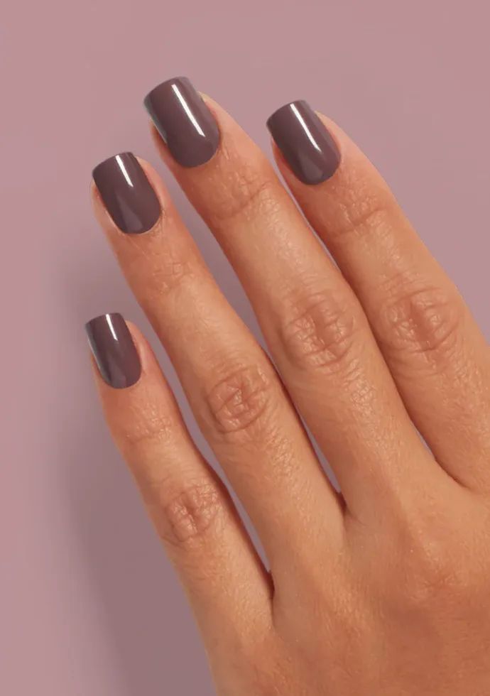 Glossy Visual Idea — Winter Nail Colors for Pale Skin