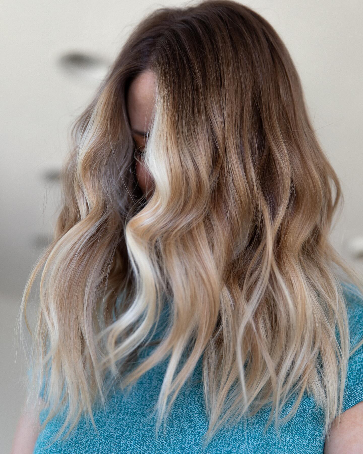 Collarbone Dark Blonde With Highlights — Reverse Balayage
