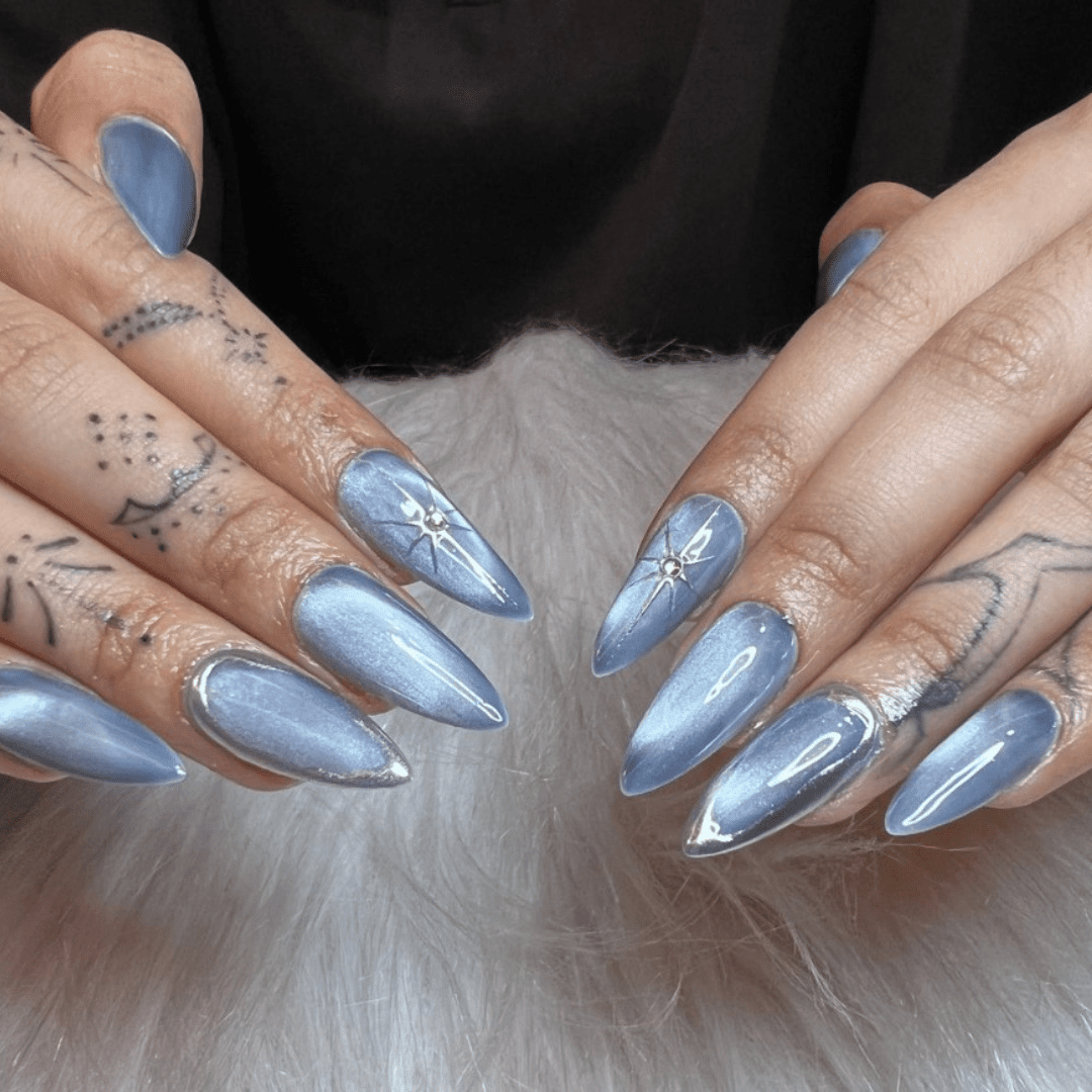 Periwinkle Cat-Eye with Starbursts and Silver Tips — Icy Blue Nails