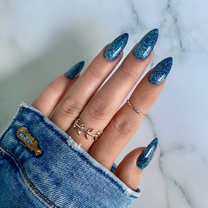 Medium Stiletto Sparkle Blue Glitter — Navy Blue Nails