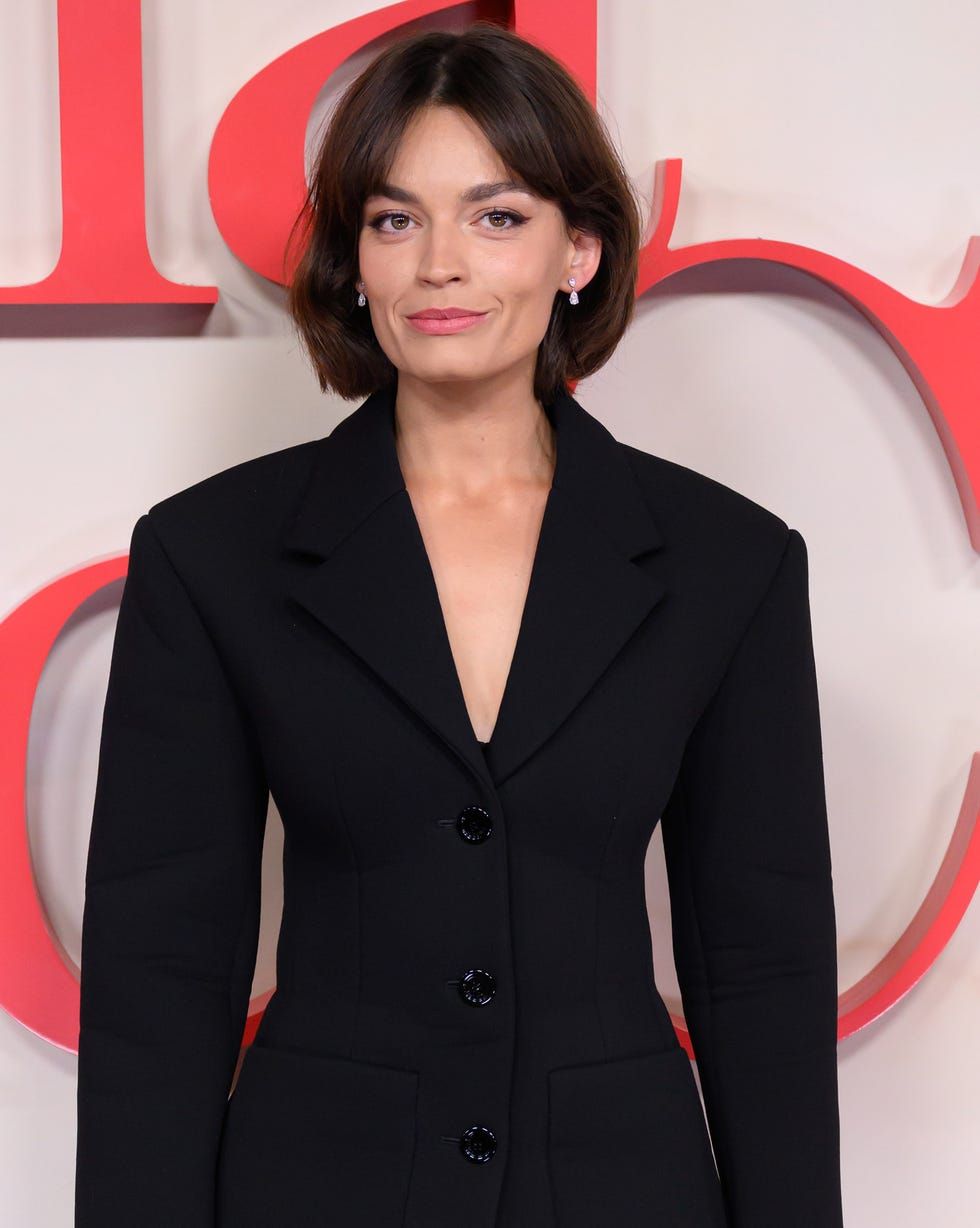 No Bangs Visual Idea — Winter Bob Haircuts