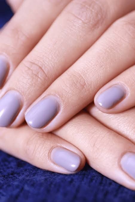 Muted Grey-Purple Glossy Short Oval Nails — Winter Nail Colors for Pale Skin
