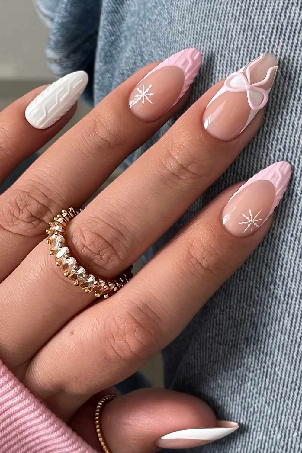 Nude Pink French Bow Snowflakes Nude Pink French Bow Snowflakes — Winter Acrylic Nails