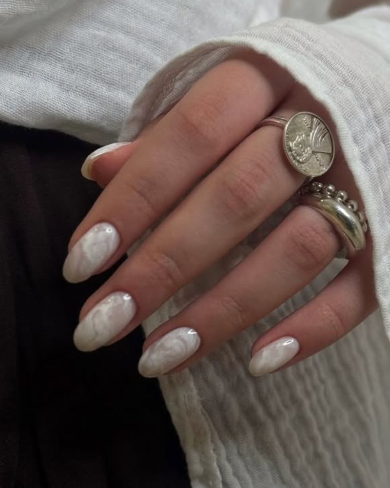 Classic Off-White and Grey Marble — Winter Marble Nails