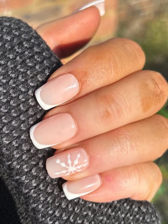 Opaque White Snowflake French Tip Nails Opaque White Snowflake French Tip Nails — Winter French Tip Nails