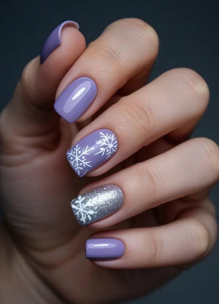 Medium Square Light Purple Snowflakes and Silver Glitter Medium Square Light Purple Snowflakes and Silver Glitter — Winter Purple Nails