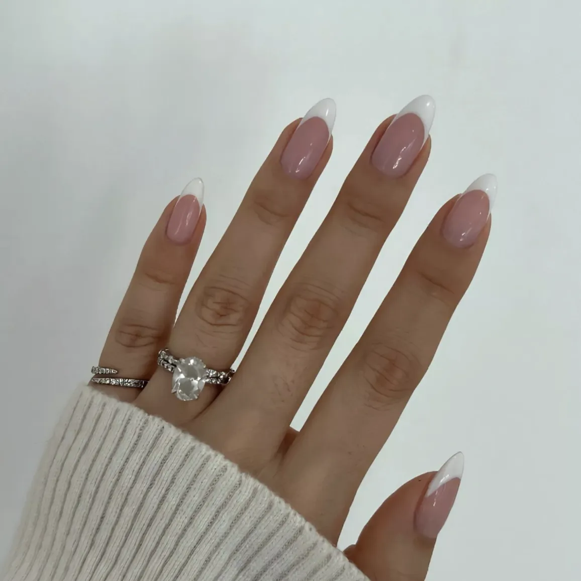 Bubble French Manicure: The Main Trend of Winter 2025/2026 and How to Create It