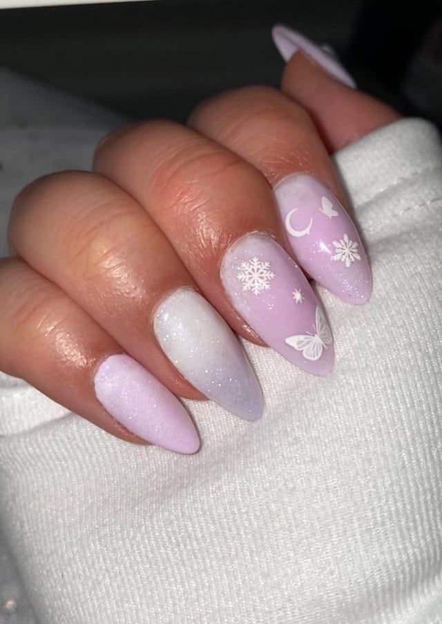 Medium Almond White to Pale Purple Gradient with Decals Medium Almond White to Pale Purple Gradient with Decals — Winter Purple Nails