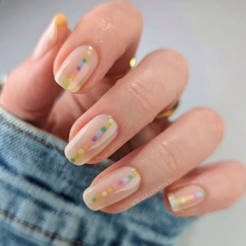Sheer Nude Pastel Dot Line Nails Sheer Nude Pastel Dot Line Nails — Short Winter Nails