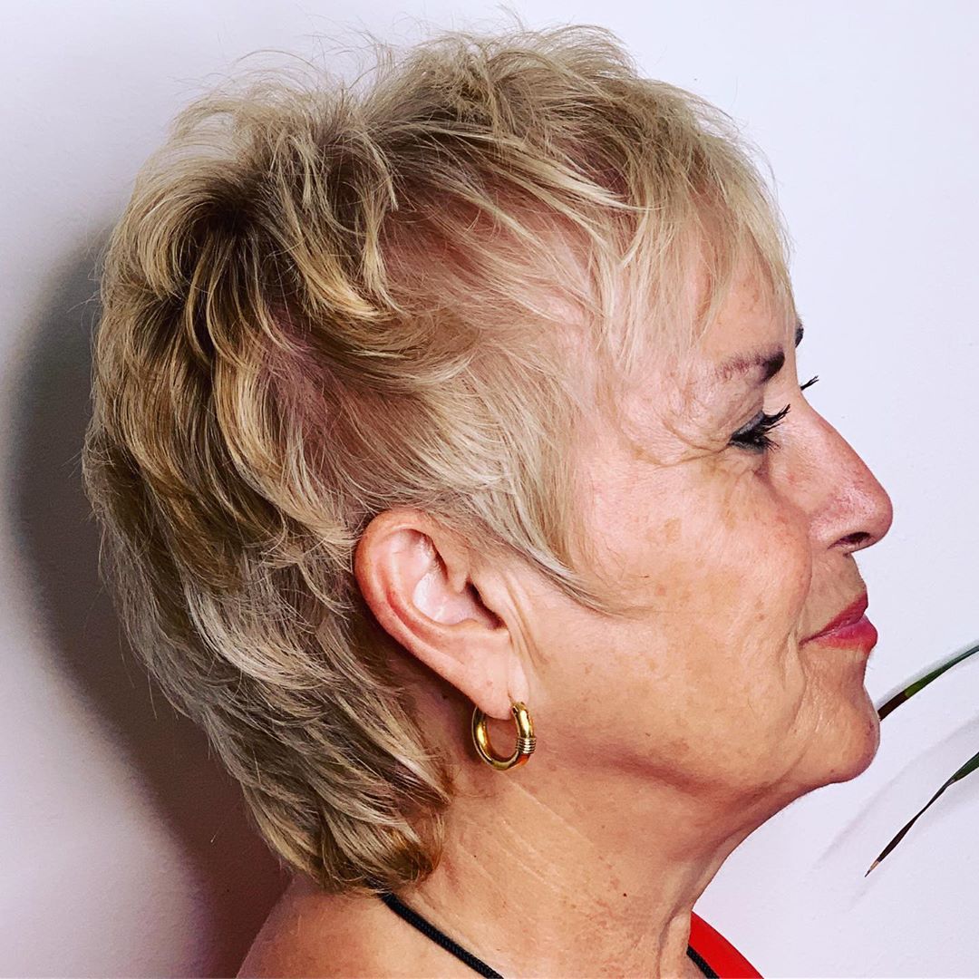 уши Visual Idea — Winter Haircuts for Women Over 60